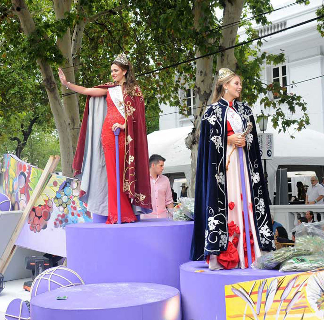 The Carrusel de las Reinas from a front-row seat